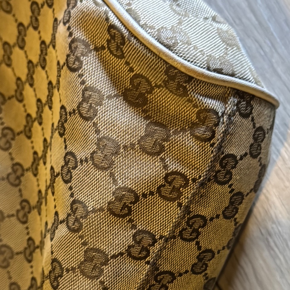 Gucci Brown Monogram Tote Bag - Picture 5 of 12